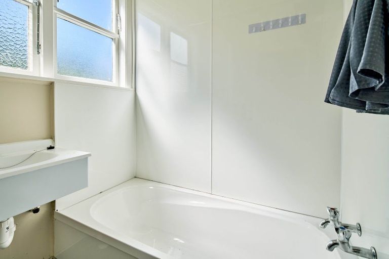 Photo of property in 17 Ellora Street, Ngaio, Wellington, 6035