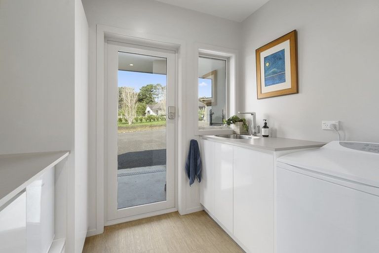 Photo of property in 58 Beechwood Road, Feilding, 4779