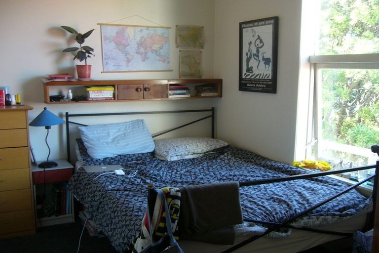 Photo of property in 54 Thompson Street, Mount Cook, Wellington, 6011