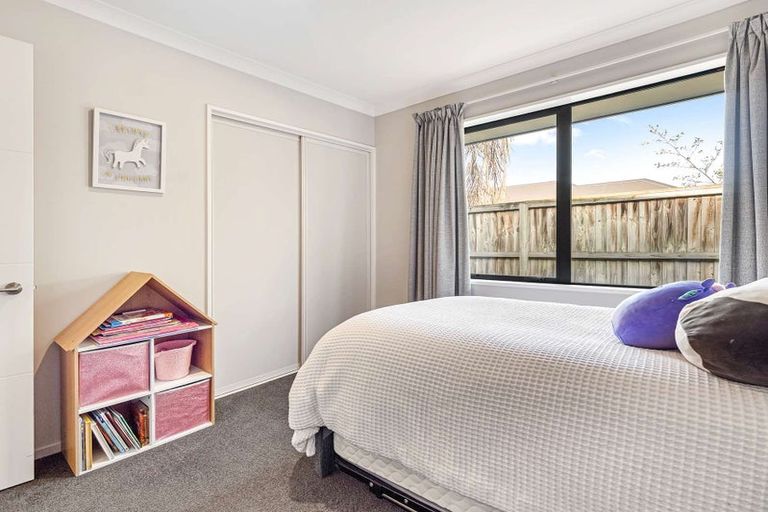 Photo of property in 31 Navy Loop, Rolleston, 7614