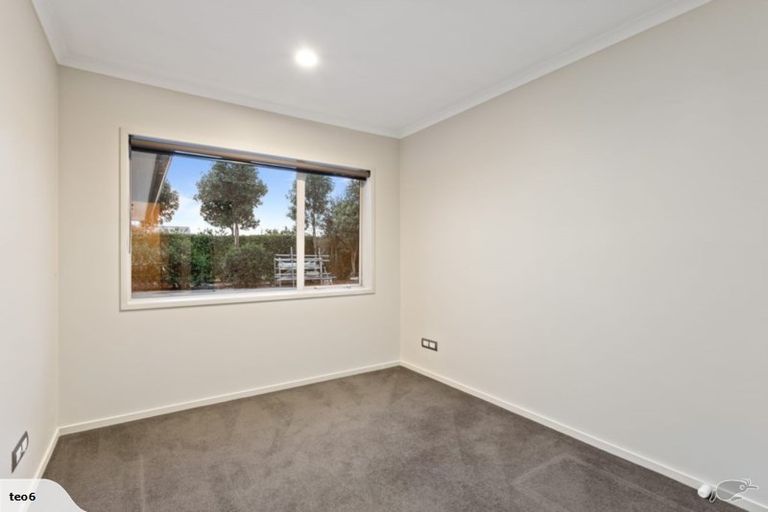 Photo of property in 80 Old Barn Road, Opaheke, Papakura, 2584