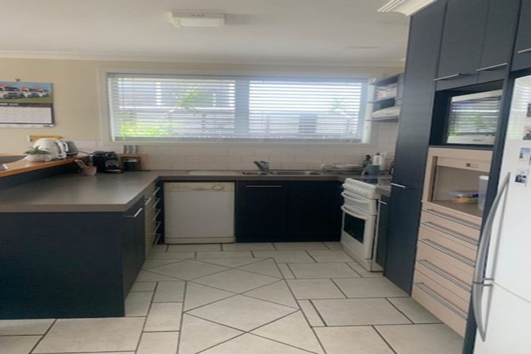 Photo of property in 2/171 Marine Parade, Mount Maunganui, 3116