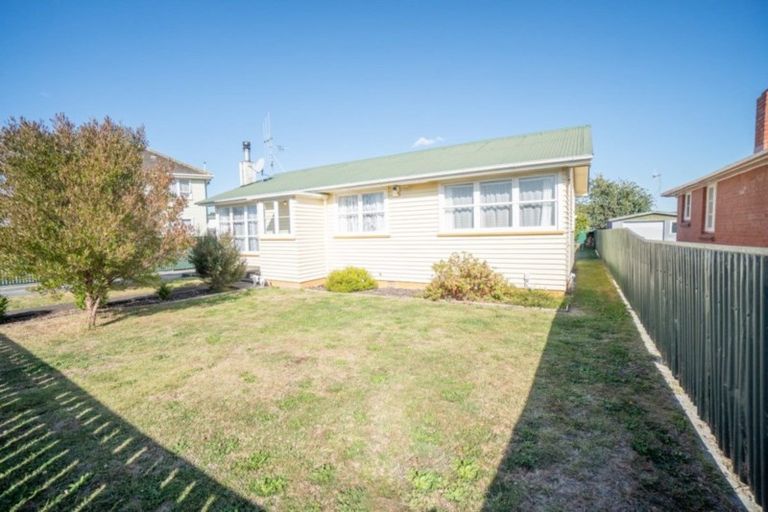 Photo of property in 30 Coventry Street, Highbury, Palmerston North, 4412