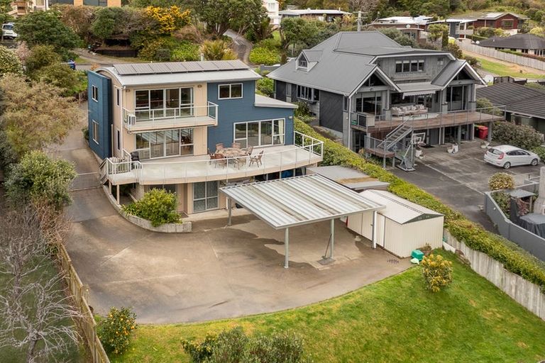 Photo of property in 48 Kotare Street, Waikanae, 5036