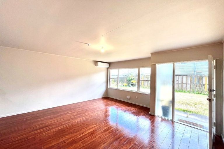 Photo of property in 2/1 Snell Place, Pakuranga, Auckland, 2010