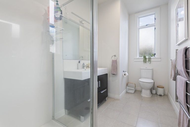 Photo of property in 10 Trent Avenue, Hokowhitu, Palmerston North, 4410