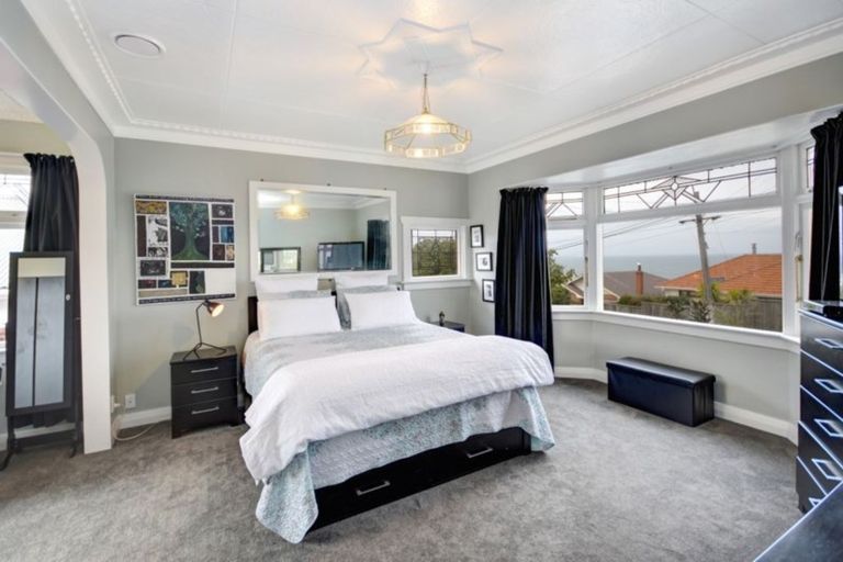 Photo of property in 86 Middleton Road, Kew, Dunedin, 9012