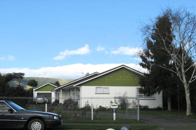 Photo of property in 160 Bartholomew Road, Levin, 5510