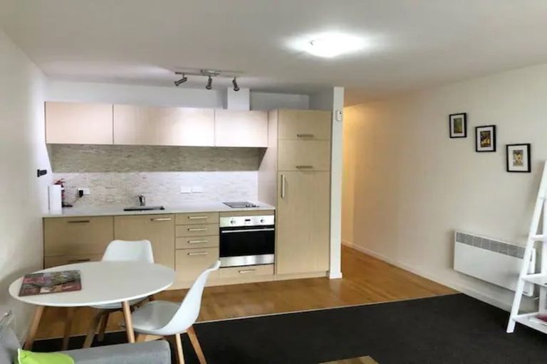 Photo of property in 180 Peterborough Street, Christchurch Central, Christchurch, 8013