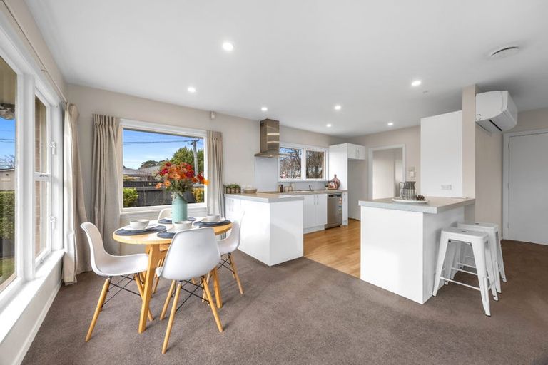 Photo of property in 360 Harewood Road, Bishopdale, Christchurch, 8053