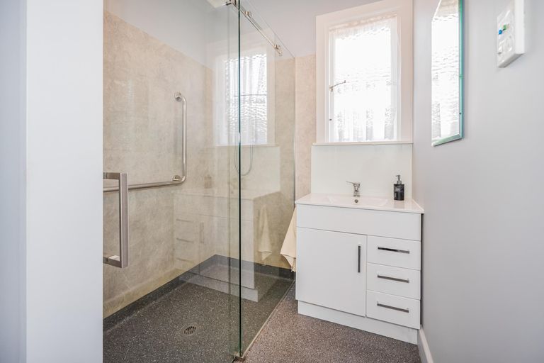 Photo of property in 3 Clyde Street, Oamaru North, Oamaru, 9400