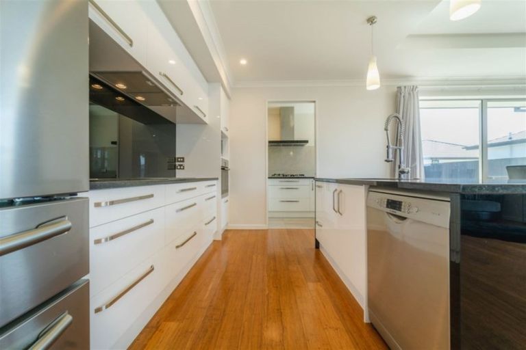 Photo of property in 32 Echelon Drive, Wigram, Christchurch, 8042