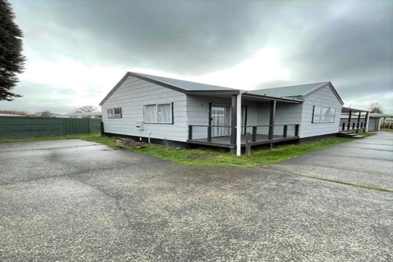 Photo of property in 11 Cherrywood Place, Western Heights, Rotorua, 3015