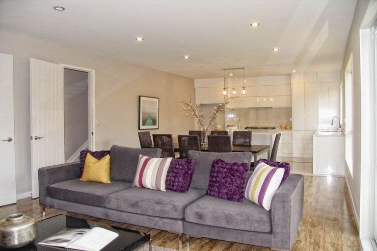 Photo of property in 7 Rahotu Way, Bayview, Auckland, 0629