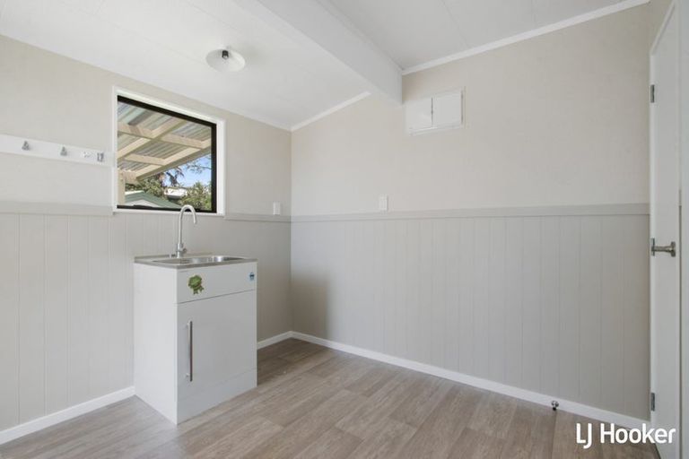 Photo of property in 1 Patterson Place, Waihi Beach, 3611