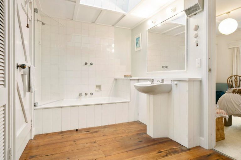 Photo of property in 103 Hinau Road, Waimauku, 0881