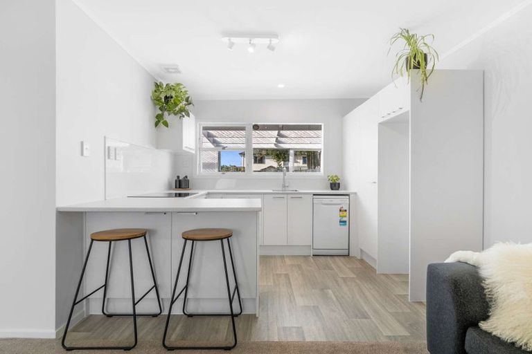 Photo of property in 4/49 Russell Road, Manurewa, Auckland, 2102