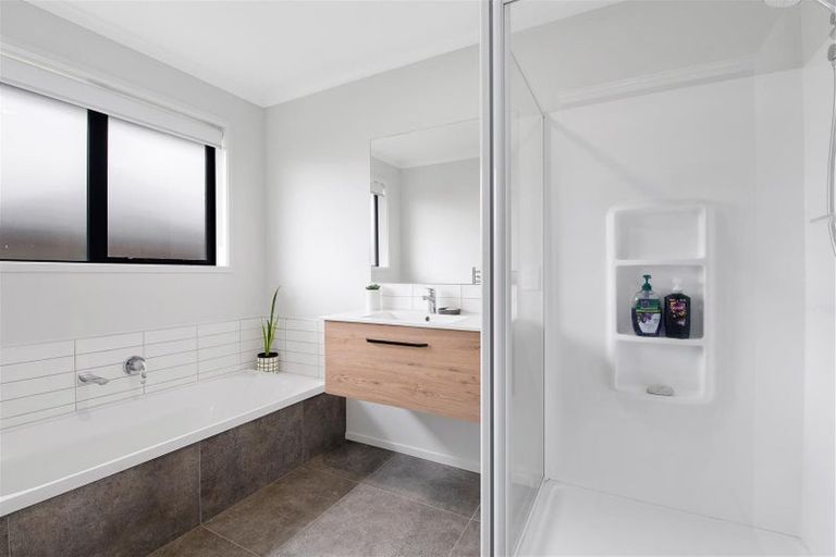 Photo of property in 6 Kipling Crescent, Owhata, Rotorua, 3010