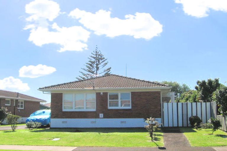 Photo of property in 6a Winspear Place, Manukau, Auckland, 2025