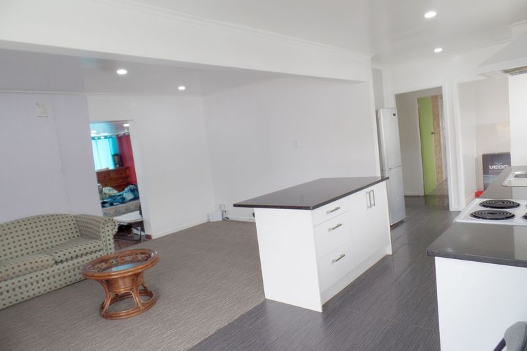 Photo of property in 3 Waterview Road West, Takanini, 2112