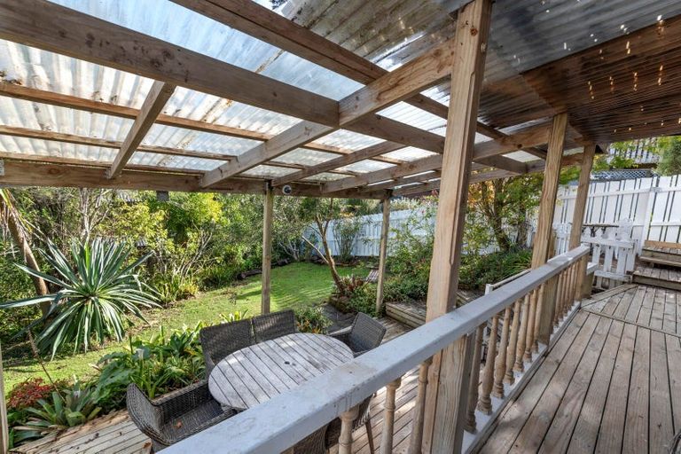 Photo of property in 1/59 Rawene Road, Birkenhead, Auckland, 0626