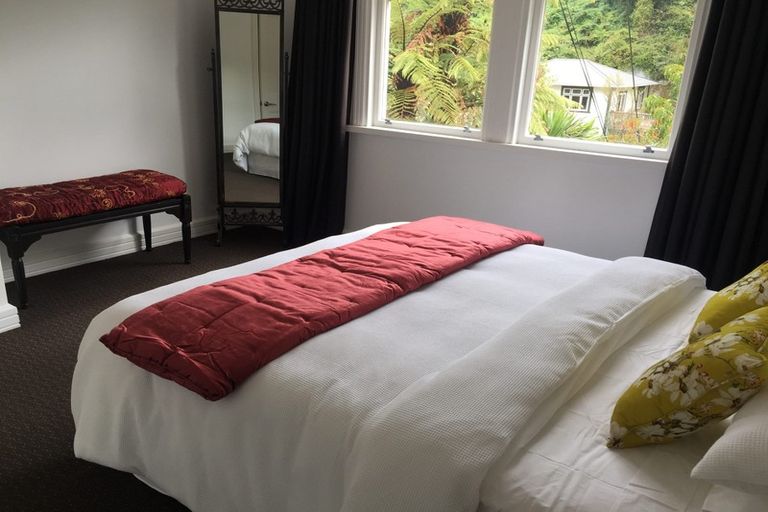 Photo of property in 1 Haines Terrace, Aro Valley, Wellington, 6021