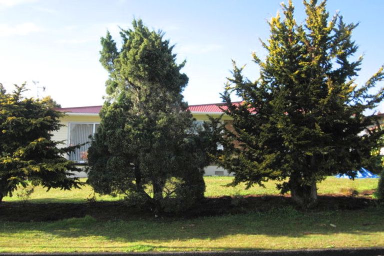 Photo of property in 32 Crawford Crescent, Te Kamo, Whangarei, 0112