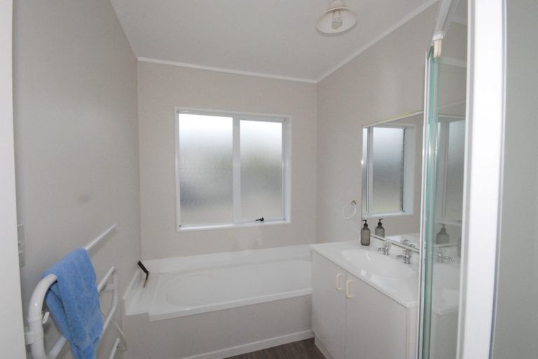 Photo of property in 53 Brylee Drive, Conifer Grove, Takanini, 2112