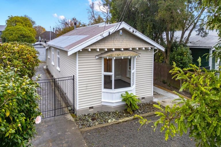 Photo of property in 51 Lionel Street, Avonside, Christchurch, 8061