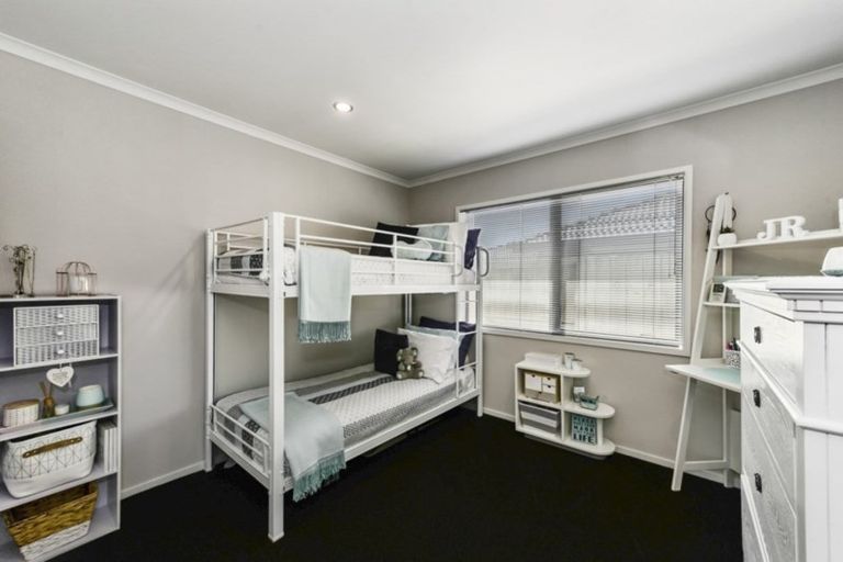 Photo of property in 23 Piwakawaka Court, Rototuna North, Hamilton, 3210