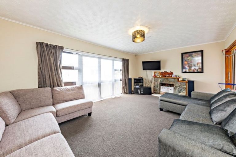 Photo of property in 45 Tatariki Street, Rosehill, Papakura, 2113