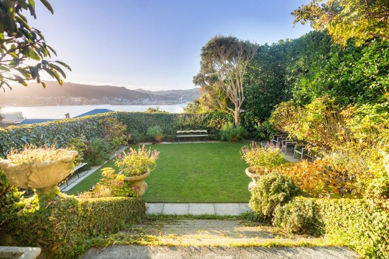 Photo of property in 5 Telford Terrace, Oriental Bay, Wellington, 6011