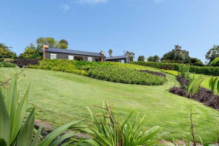 Photo of property in 1 Waiawa Lane, Bethlehem, Tauranga, 3110