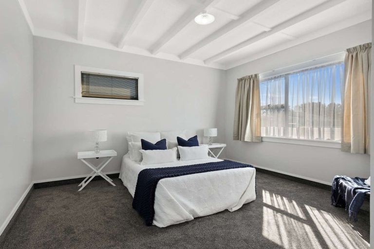 Photo of property in 1/705 Heretaunga Street East, Parkvale, Hastings, 4122