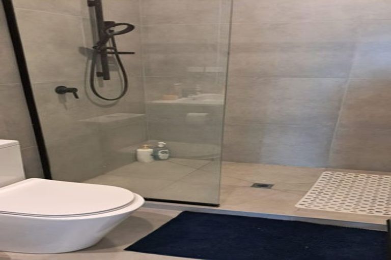 Photo of property in 20 Mina Way, Browns Bay, Auckland, 0630