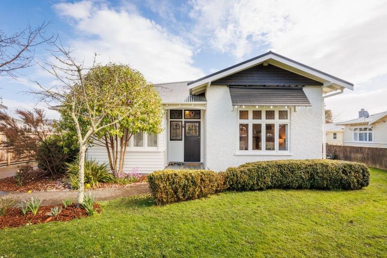 Photo of property in 32 Worcester Street, West End, Palmerston North, 4410