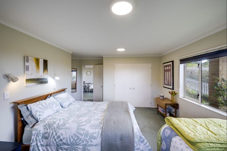 Photo of property in 76a Churchill Drive, Taradale, Napier, 4112