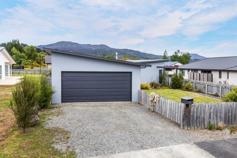 Photo of property in 26 Ngahana Place, Turangi, 3334