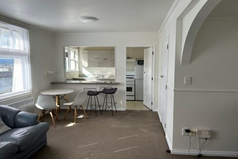 Photo of property in Aroha Apartments, 222 The Terrace, Wellington Central, Wellington, 6011