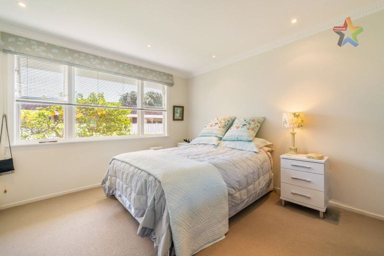 Photo of property in 48a Queens Grove, Hutt Central, Lower Hutt, 5010