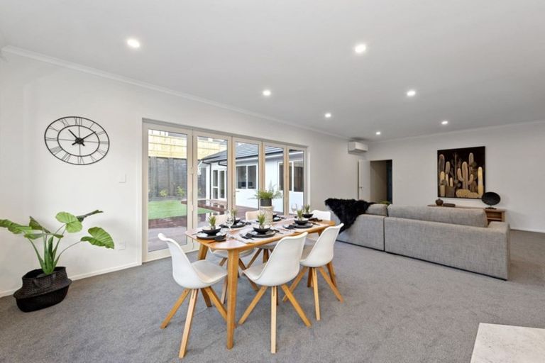 Photo of property in 10 Rose Berry Crescent, Flagstaff, Hamilton, 3210