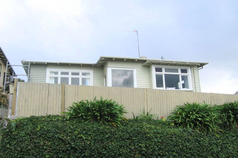 Photo of property in 1 Kavanagh Road, Hospital Hill, Napier, 4110