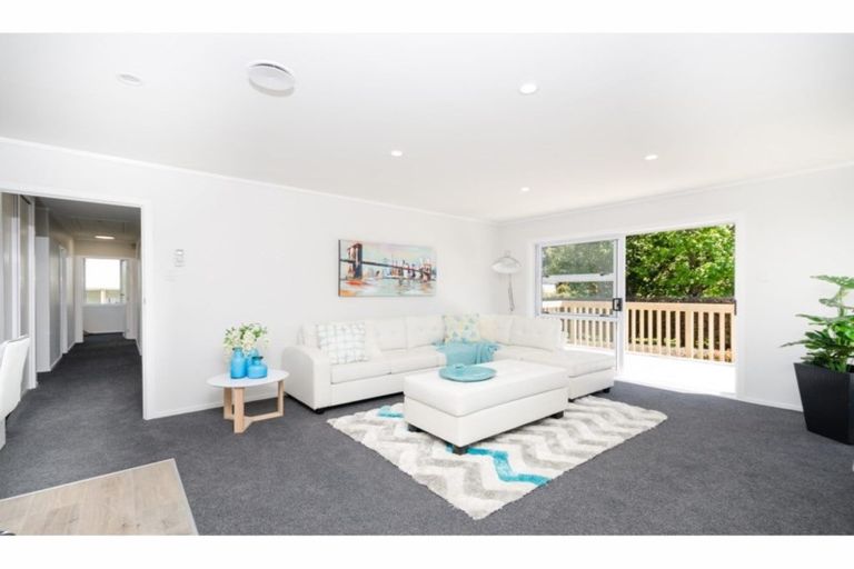 Photo of property in 16a Tapu Road, Huapai, Kumeu, 0810