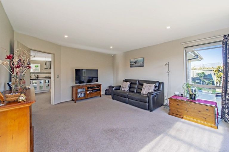 Photo of property in 11 Rossall Crescent, Rolleston, 7615