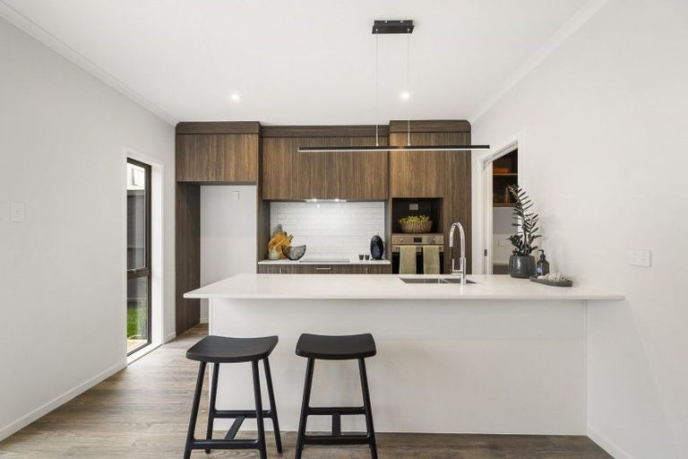 Photo of property in 33 Bristol Freighter Road, Hobsonville, Auckland, 0616