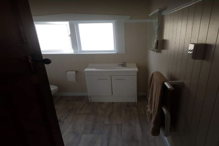 Photo of property in 11 Dallas Street, Riccarton, Christchurch, 8041