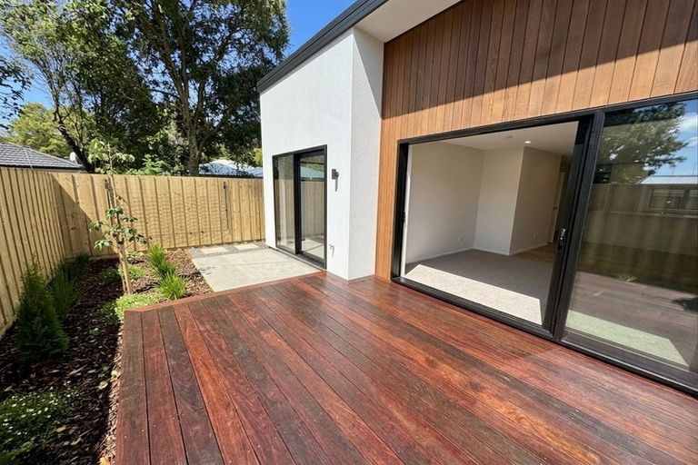 Photo of property in 4/228 Cranford Street, St Albans, Christchurch, 8014