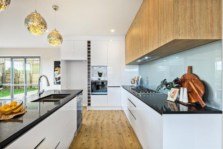 Photo of property in 42 Pukemarino Road, Waimauku, 0812