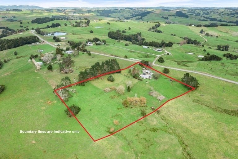Photo of property in 101 Russek Road, Waiotira, 0193