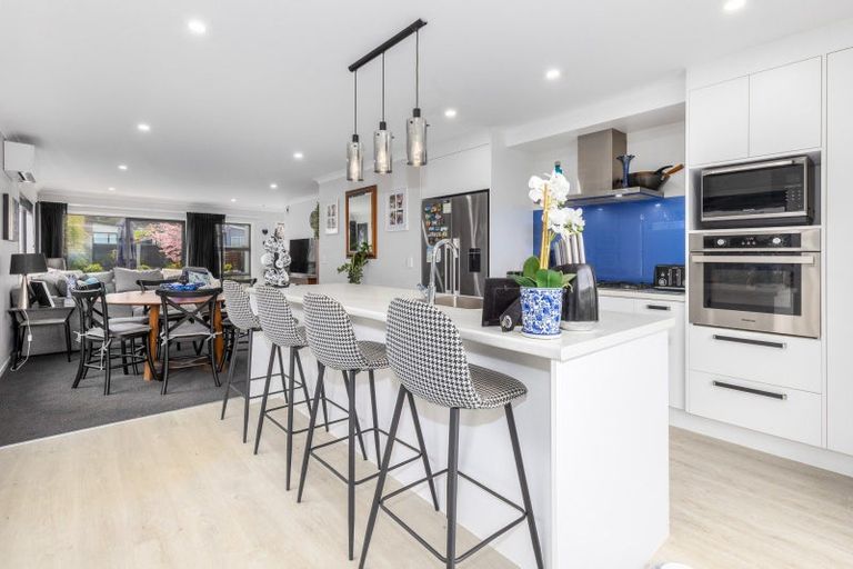 Photo of property in 39 Karearea Avenue, Kenepuru, Porirua, 5022